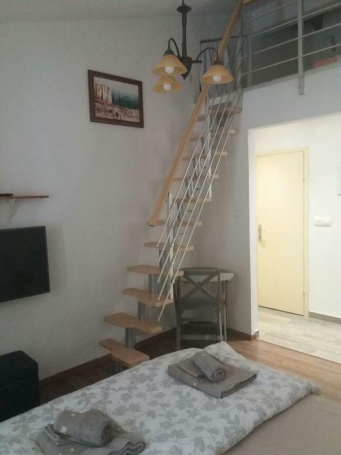 Apartman Studio Petar Apartment Сплит Екстериор снимка